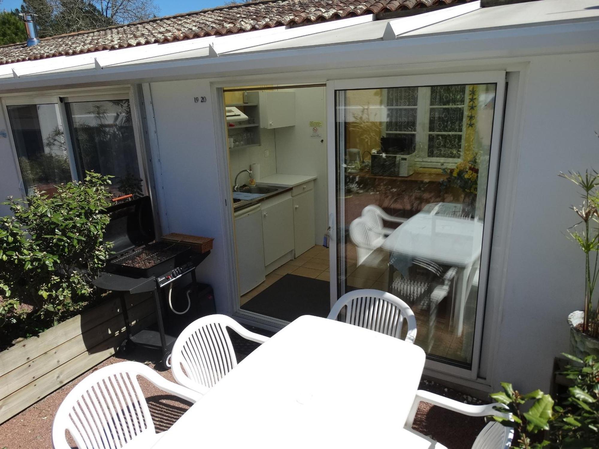 Residence Fleur Des Pins - Gites & Chambres D'Hotes Saint-Georges-d'Oleron Phòng bức ảnh